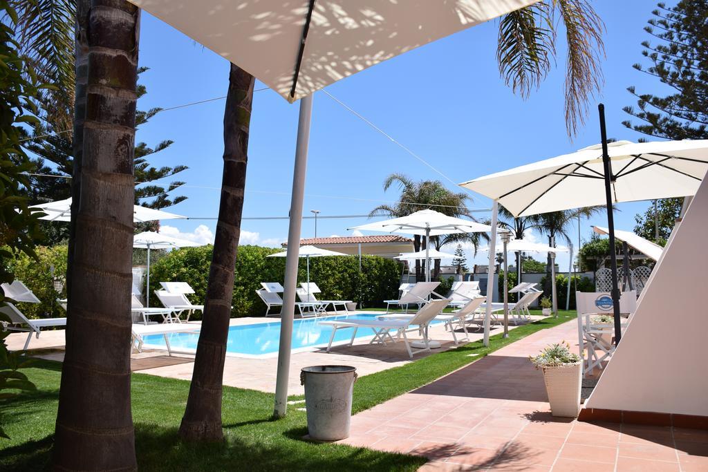 Villa Blanche Dimora Di Charme マルサラ エクステリア 写真